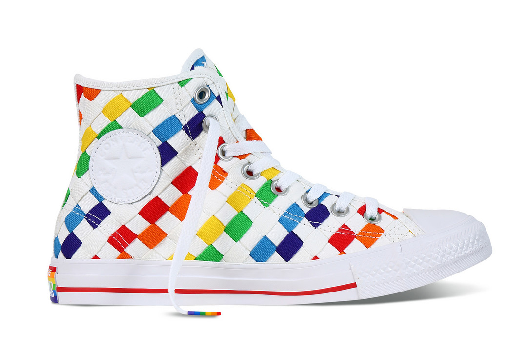 用彩虹说爱你：CONVERSE 匡威 即将推出新款 Pride系列 帆布鞋