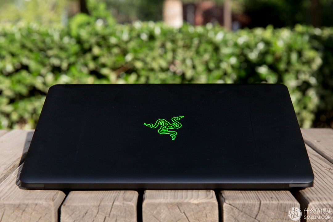 《到站秀》第49弹：RAZER 雷蛇 Blade Stealth 灵刃潜行版超极本