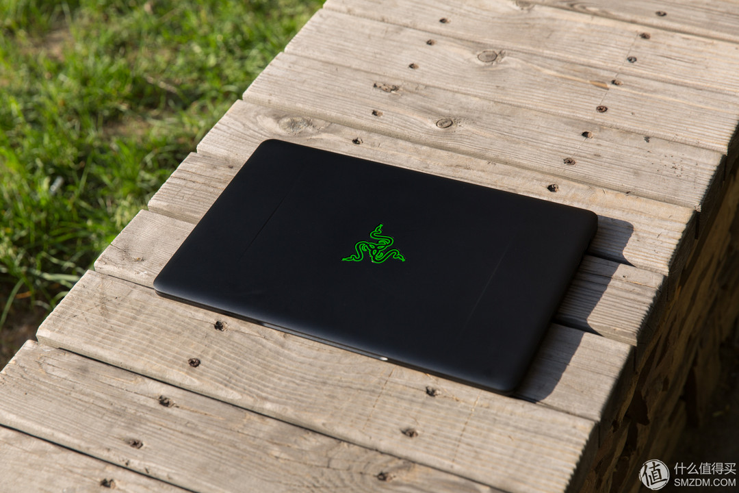 《到站秀》第49弹：RAZER 雷蛇 Blade Stealth 灵刃潜行版超极本