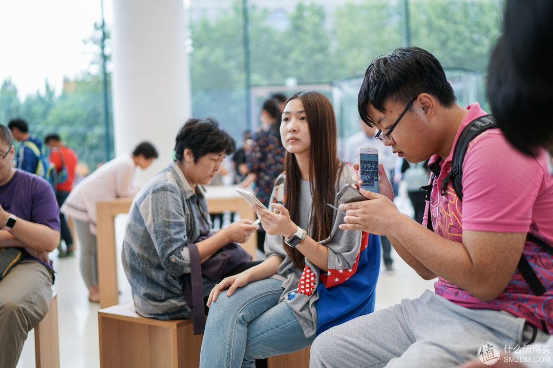 逐步向城市延伸：记录 Apple Store 济南店的“光影漫步”活动