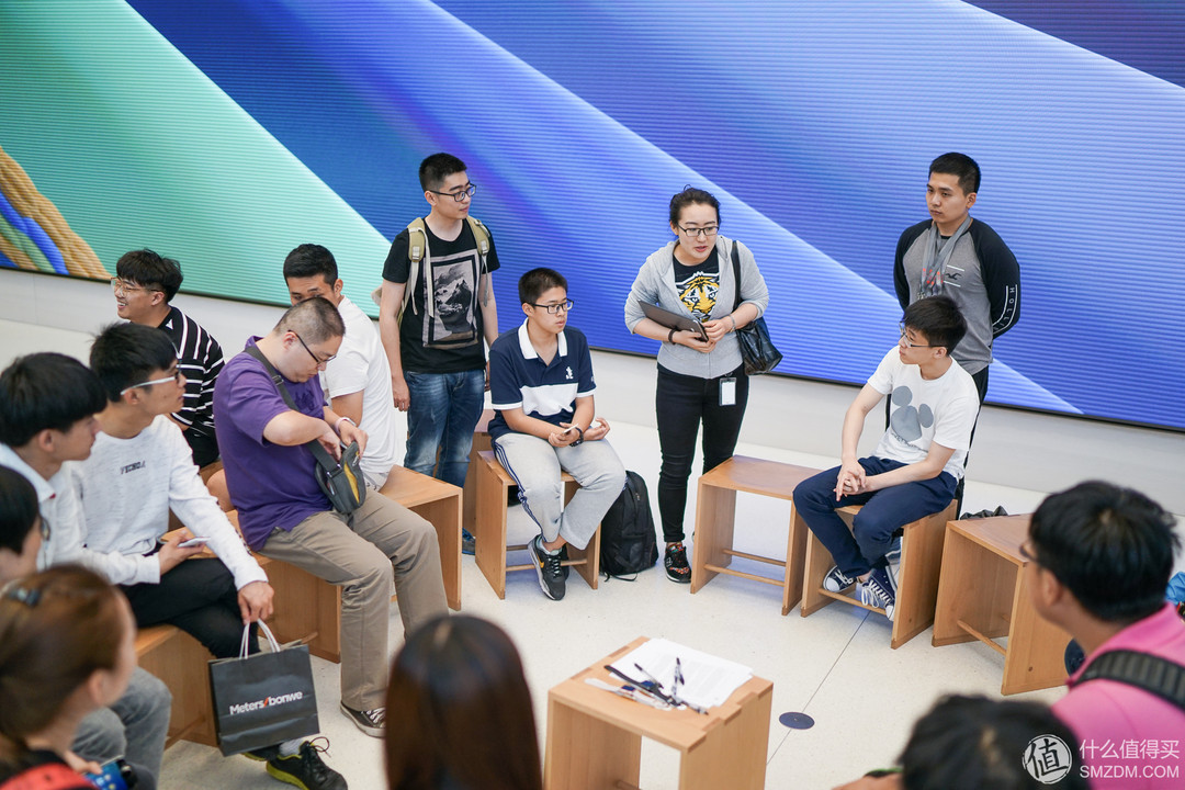 逐步向城市延伸：记录 Apple Store 济南店的“光影漫步”活动