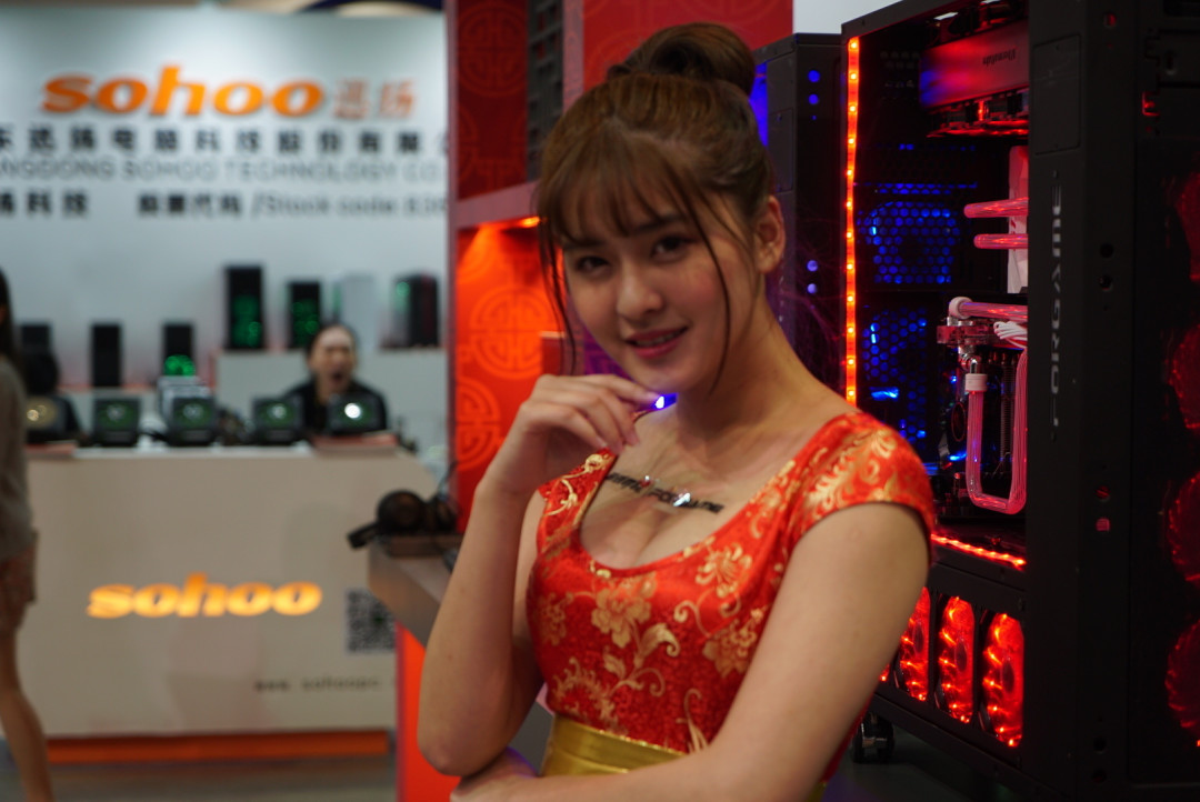 长腿丝袜高跟鞋：COMPUTEX 2016 台北电脑展 ShowGirl 合集