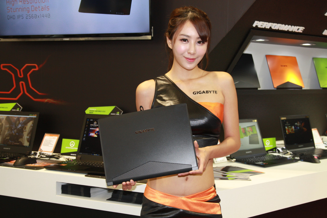 长腿丝袜高跟鞋：COMPUTEX 2016 台北电脑展 ShowGirl 合集