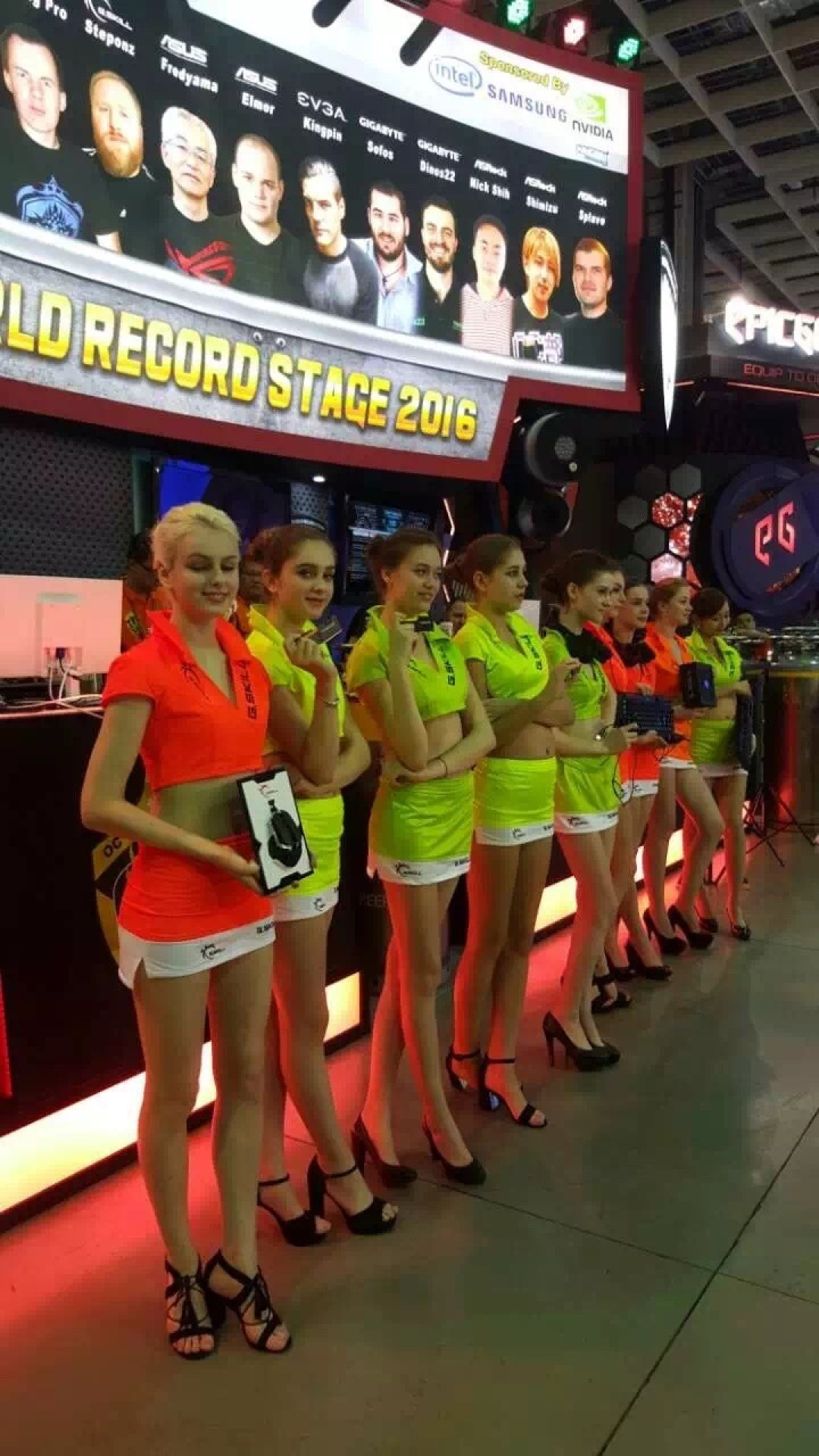 长腿丝袜高跟鞋：COMPUTEX 2016 台北电脑展 ShowGirl 合集