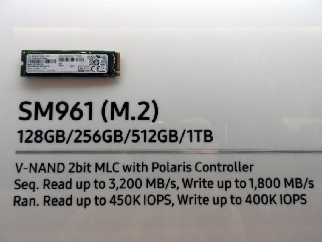 连续读取速度3.2GB/s：SAMSUNG 三星 推出 首款1TB NVMe M.2 固态硬盘 SM961