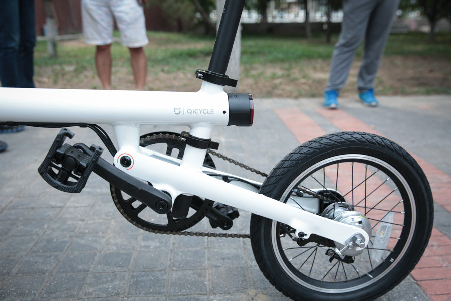 7月底发货mi小米推出qicycle骑记电助力折叠自行车2999元