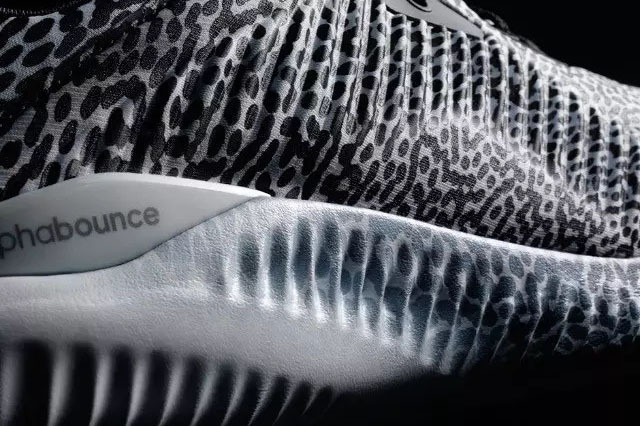 全新科技加持：adidas 阿迪达斯 推出 AlphaBOUNCE 跑鞋 