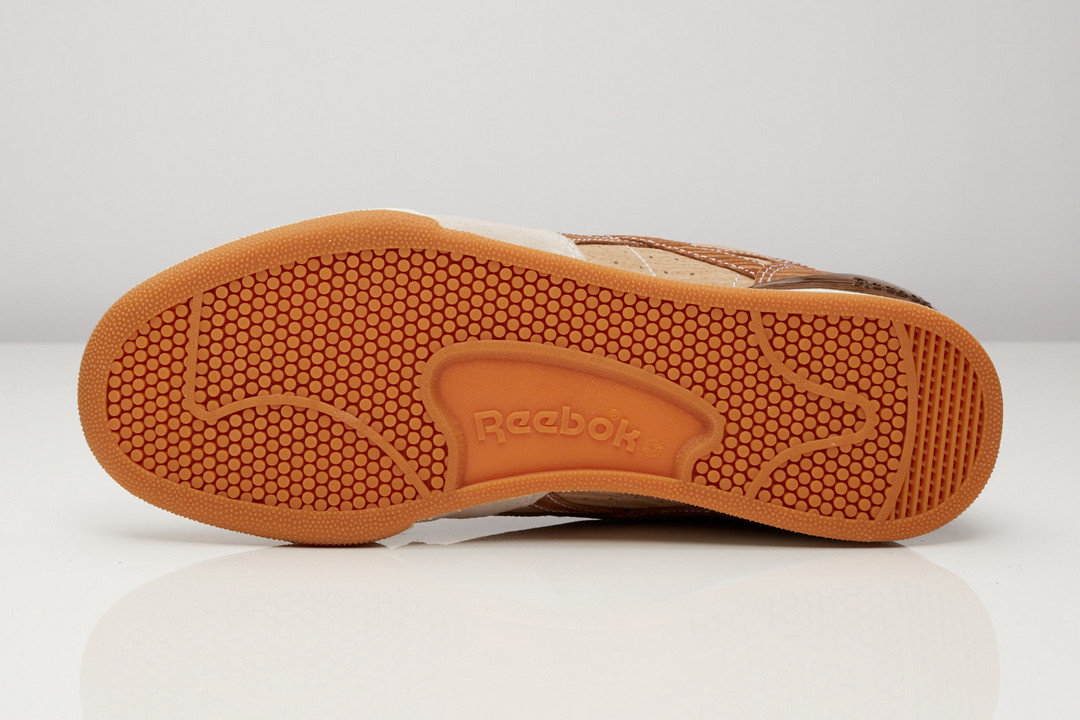 木纹质感：Reebok 锐步 x mita sneakers 联名发布 Phase 1 Pro 复古跑鞋