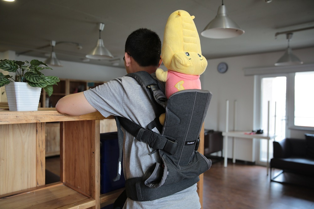 《到站秀》第63弹：BABYBJORN Baby Carrier One 婴儿背袋