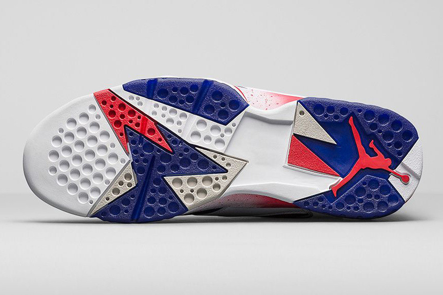 荣耀的传承：NIKE 耐克 即将发售 Air Jordan 7 Retro “Alternate” 篮球鞋