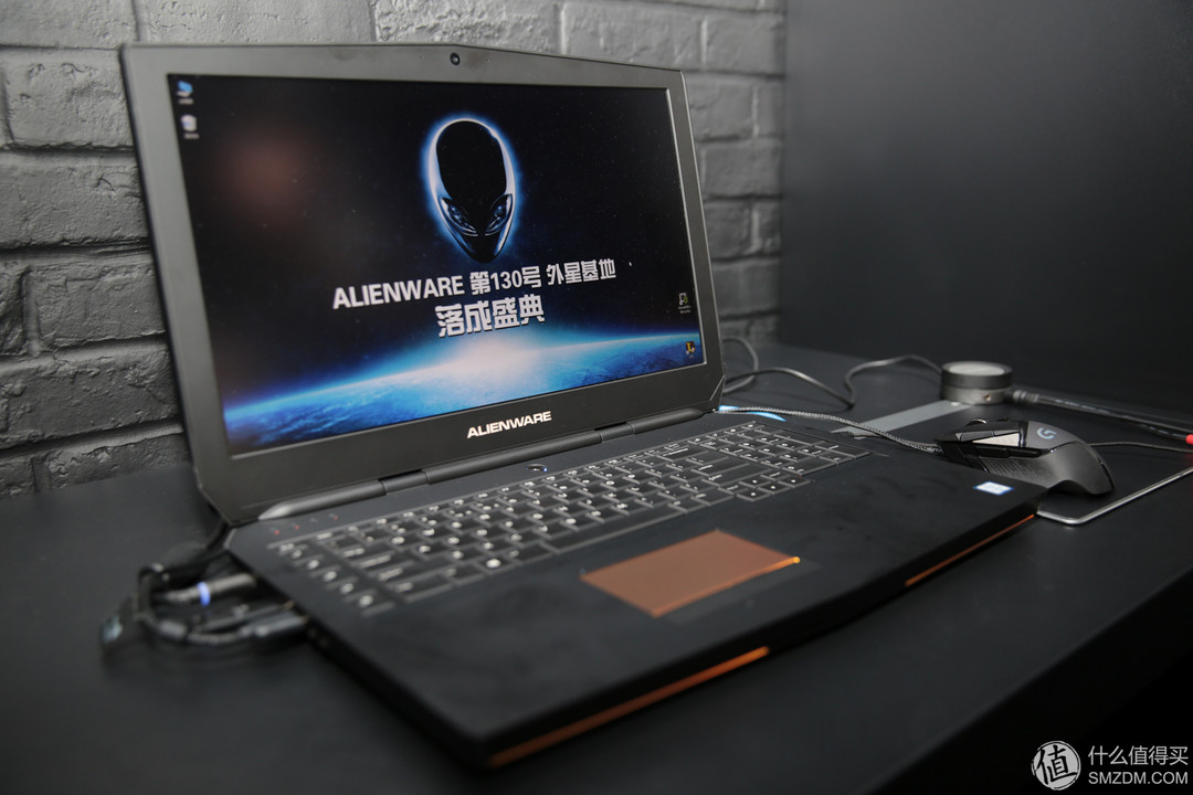 首款OLED游戏本：ALIENWARE 外星人 国内发布 Alienware 13 OLED 游戏笔记本