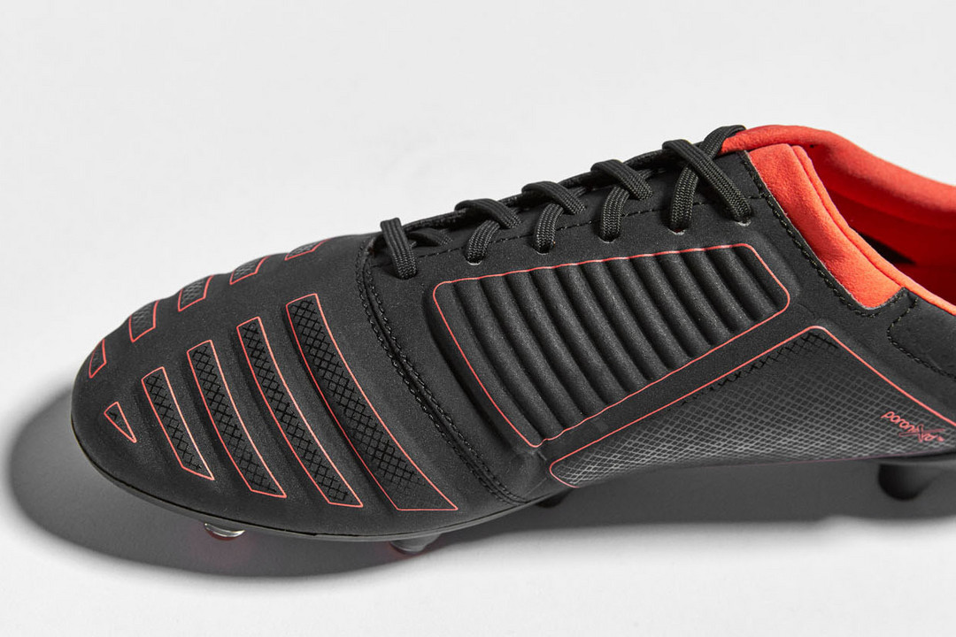 精确制导：UMBRO 茵宝 推出 UX Accuro Pro HG 足球鞋