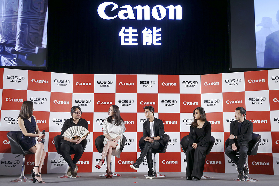 全像素双核CMOS AF+3040万像素：Canon 佳能 正式发布 EOS 5D Mark IV 单反相机