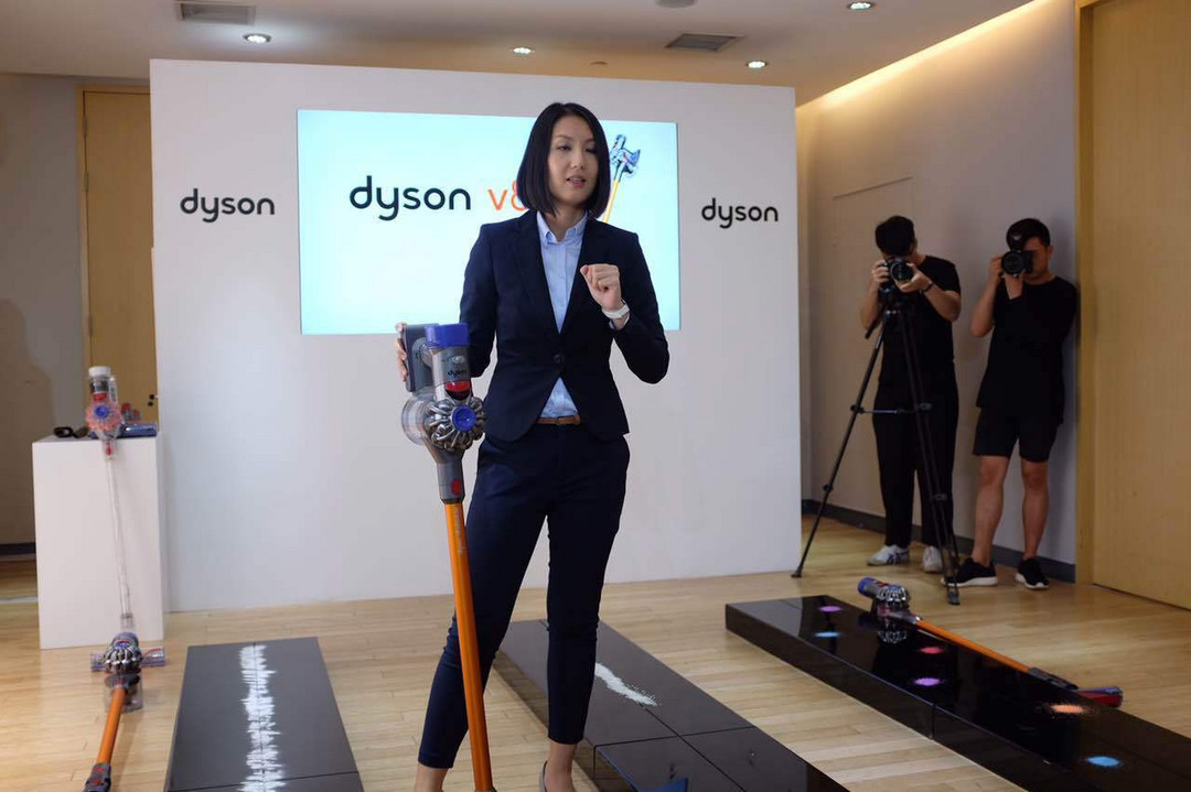 吸力、续航全面升级：Dyson 戴森 国内发布 V8 手持无绳吸尘器