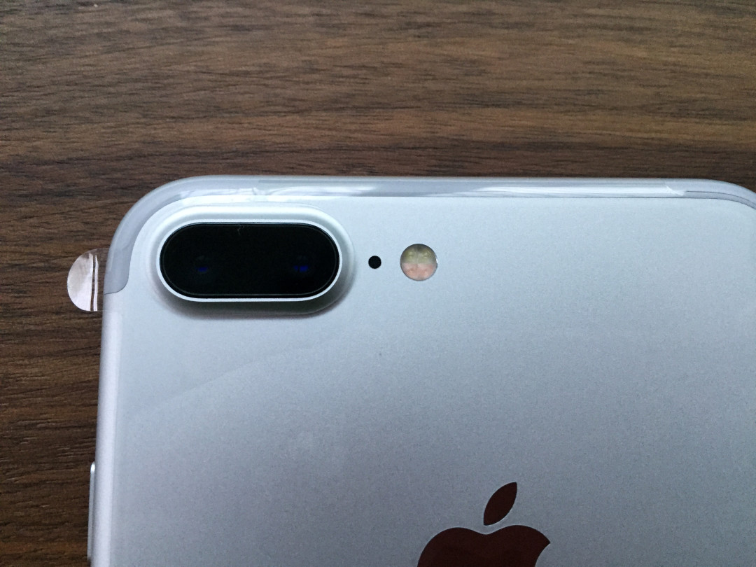 新鲜出炉：Apple 苹果 iPhone 7plus 银色 开箱