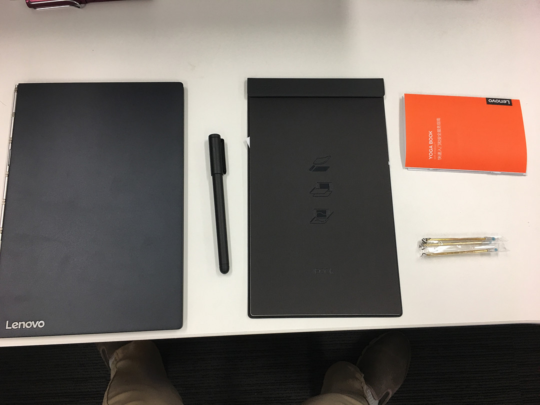 lenovo 联想 yoga book 二合一平板电脑 开箱