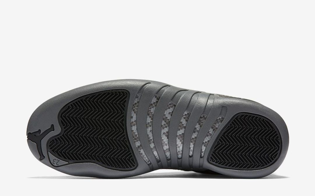 黑白双煞齐发:NIKE 耐克 即将发售 两款全新 Air Jordan 12 Retro 复刻版篮球鞋