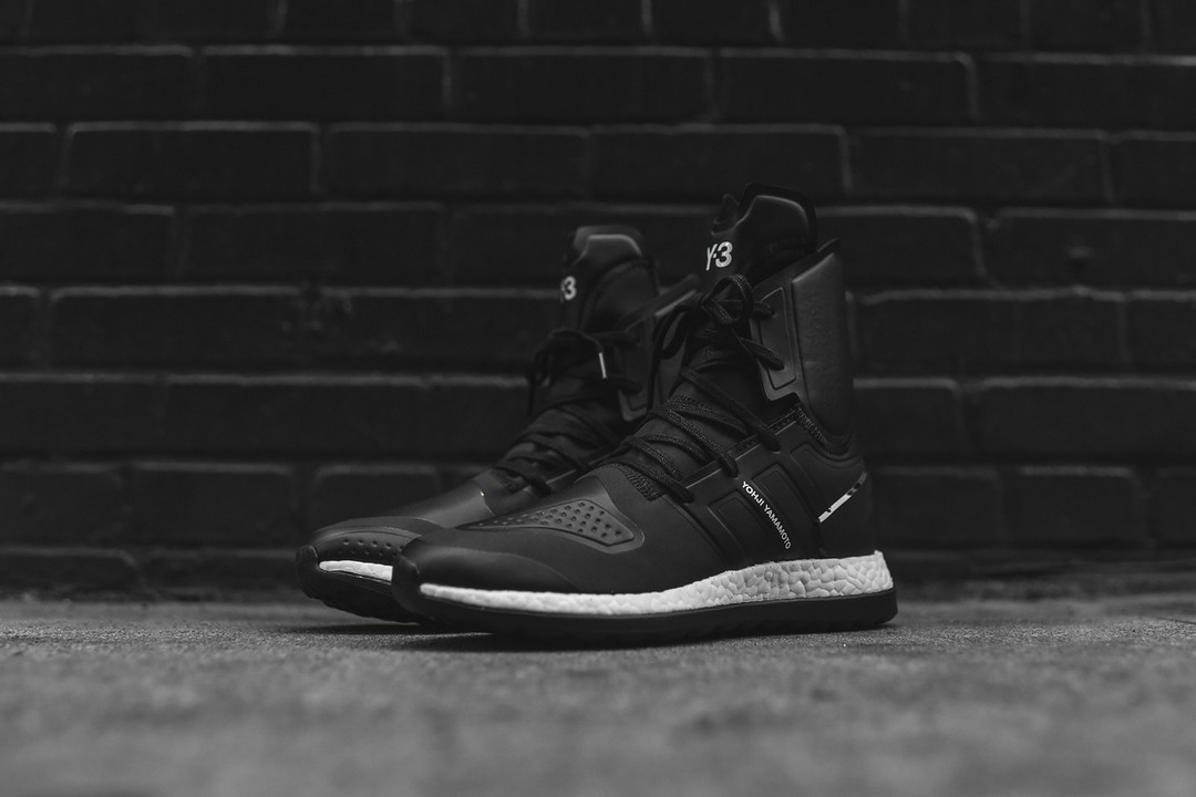 暗黑简约风：Y-3 秋冬新品 Pure Boost ZG High 休闲运动鞋 正式发售