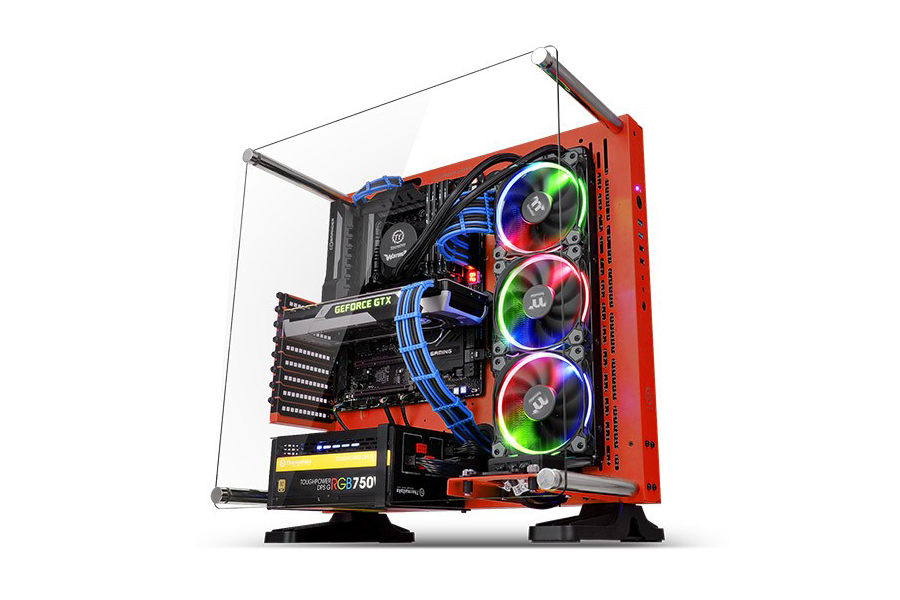 打造个性化游戏平台：Thermaltake 曜越 推出 Core P3 SE 璀璨绿和耀眼红版机箱