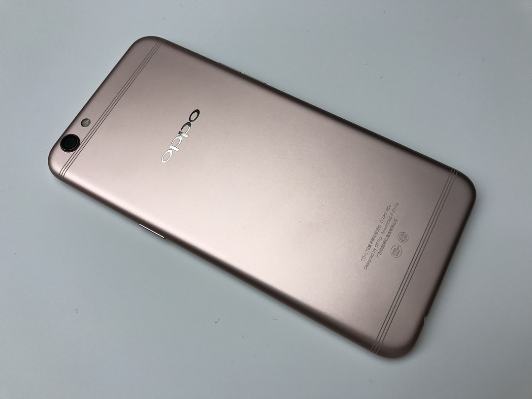 具备双核对焦技术：OPPO 发布 R9s、R9s Plus 智能手机