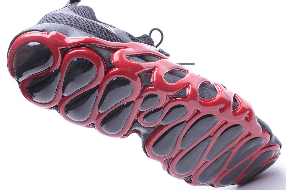 流动的线条：Reebok 锐步 推出 Liquid Speed 跑鞋