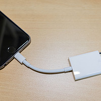 随身影像处理方案：Apple 苹果 Lightning to SD Card 相机读卡器