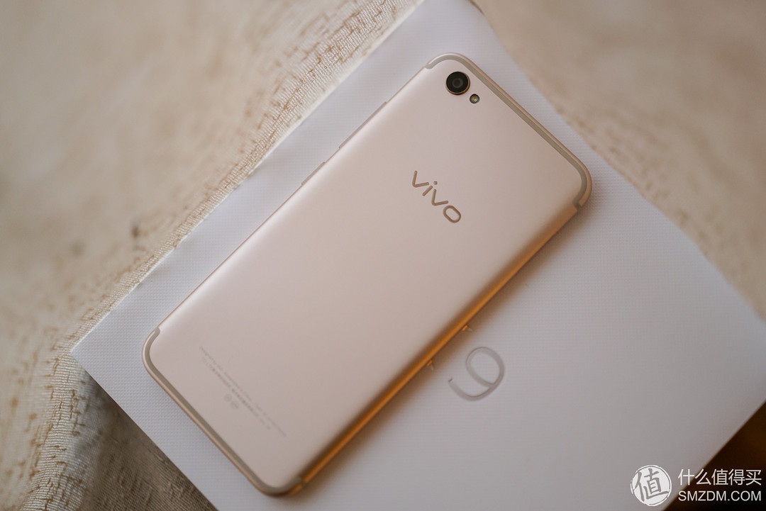 前置双摄，模拟虚化，主打美颜：vivo 正式发布 X9/X9 Plus 智能手机