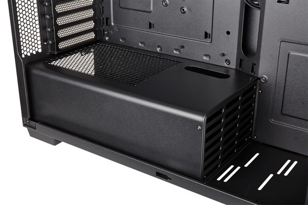 适合低调水冷平台：CORSAIR 美商海盗船 推出 Carbide 270R中塔机箱