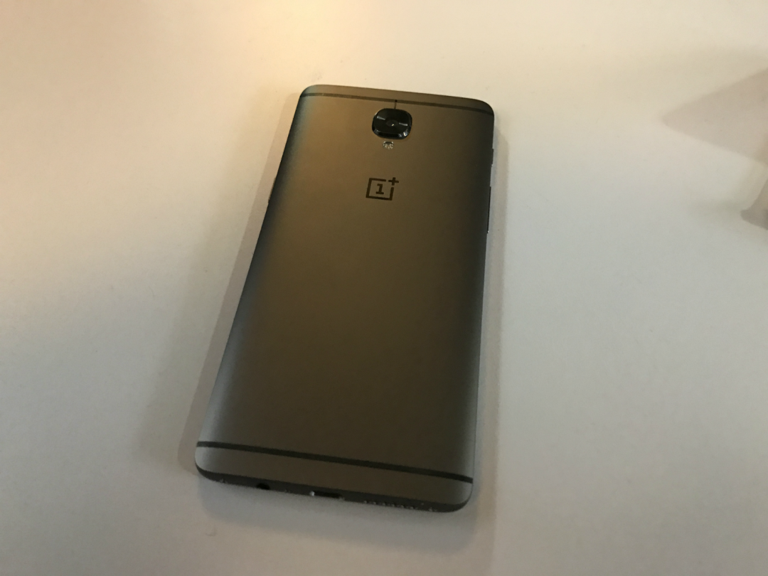 骁龙821+3400mAh电池:OnePlus 一加 国内发布 一加手机3T