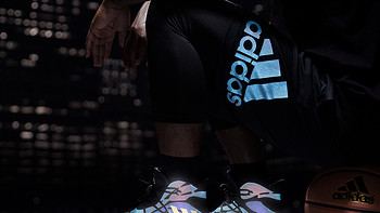 七彩反光：adidas 阿迪达斯 推出 Xeno系列 运动鞋