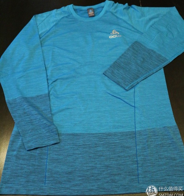 超越平凡，走向精英，完美中层助力冬季训练——ODLO 奥递乐 跑步长袖t恤 体验