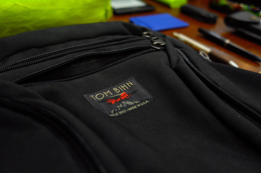 Osprey Porter46——教科书式的旅行背包,背后的城堡,路上的家