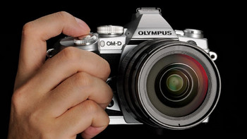 OLYMPUS 奥林巴斯 OM-D E-M5 Mark II Review