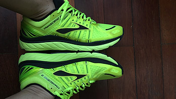 6PM入手：Brooks 布鲁克斯 Transcend 2 骚黄色晒照片