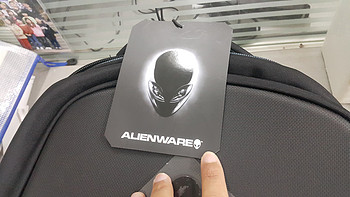 戴尔 Alienware 17 Vindicator 2.0笔记本电脑双肩背包