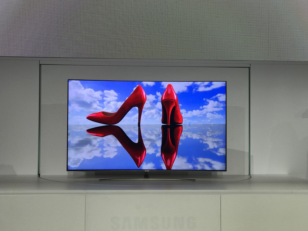 亮度色域提升+壁挂设计优化：SAMSUNG 三星 推出 全新QLED系列 液晶电视