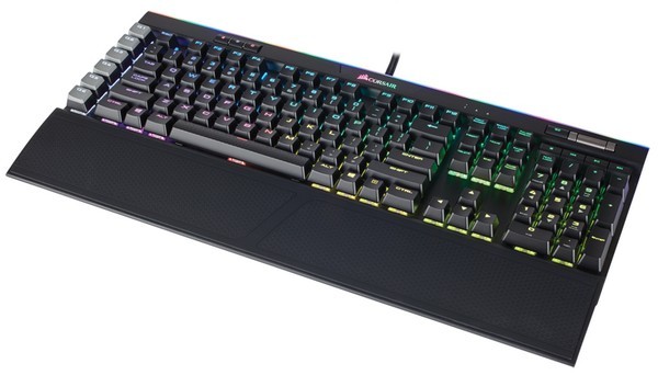 游戏体验再进一步：CORSAIR 美商海盗船 发布 SCIMITAR PRO “执法者”游戏鼠标 和 K95 RGB“复仇者”白金版机械键盘 