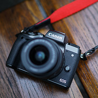 《到站秀》第89弹：Canon 佳能 EOS M5 无反相机