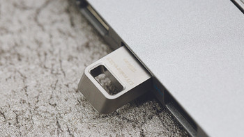 金士顿 USB3.1 16G 金属U盘购买理由(价格|速度)