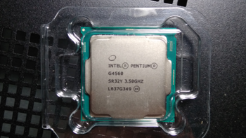 #本站首晒#第七代Kaby Lake架构 intel 英特尔 Pentium 奔腾 G4560 CPU 开箱，顺便简单对比intel nuc5PPYH