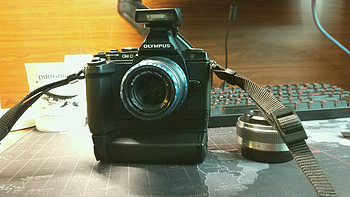 奥林巴斯 HLD-6 相机手柄使用感受(手感|功能|续航|优点|缺点)