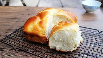 珑珑烘焙坊 篇三：图文详解老面包——这是一个据说价值四千元的面包配方！