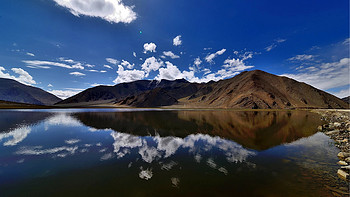 2015年25天14239公里新藏自驾之旅 篇八：班公措、美丽日土湿地、壮观扎达土林、雨中初遇神山与圣湖 