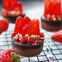 如何同时一口吃掉巧克力和草莓：草莓巧克力Tart