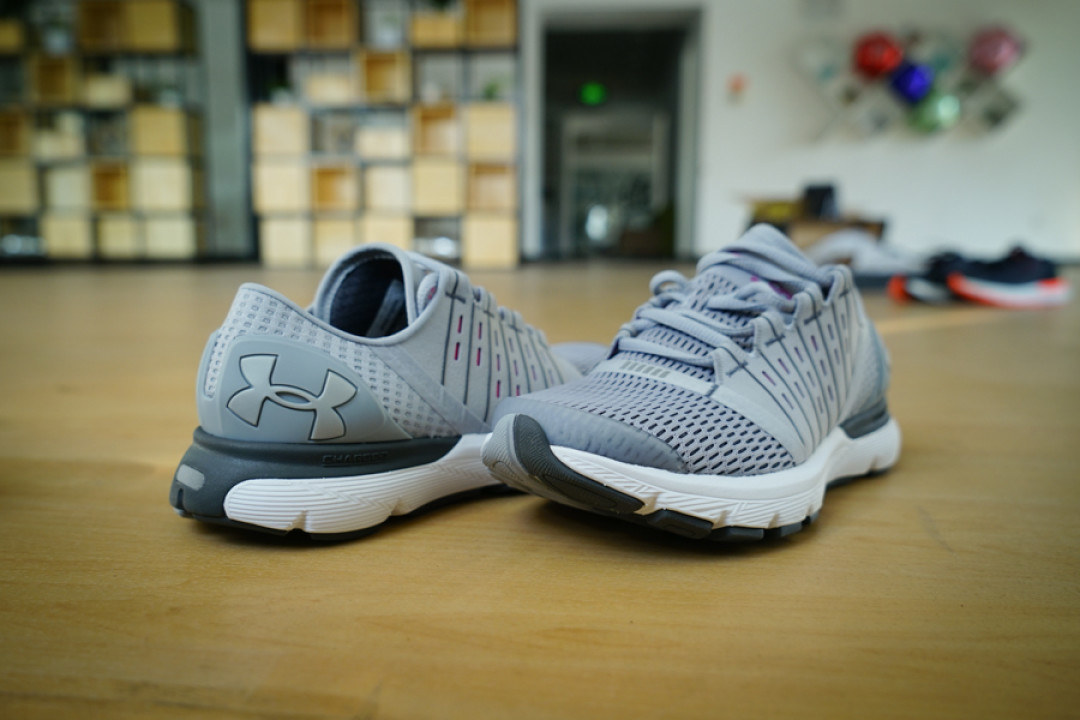 《到站秀》第95弹:UNDER ARMOUR GEMINI 3 / VELOCITI / EUROPA 男/女款跑鞋