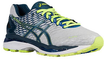 本命年媳妇送的生日礼物：ASICS 亚瑟士 NIMBUS18开箱及与GEL-KAYANO 21 简单对比