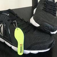 买了一双没有boost的阿迪？Reebok 锐步 AWC73 HEXAFFECT RUN 5.0 MTM 男子跑鞋