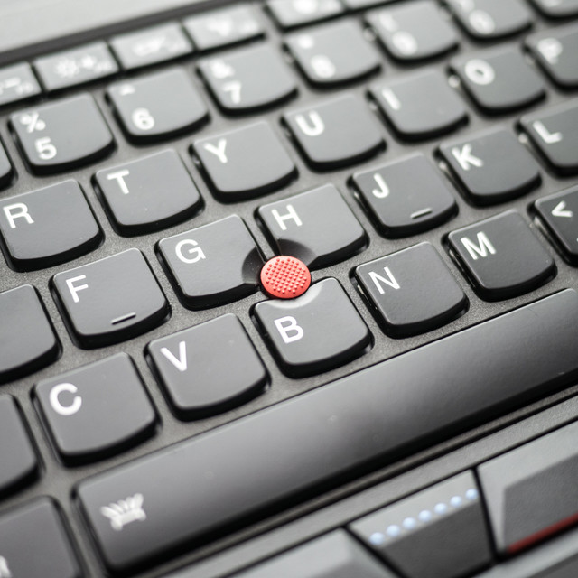 Lenovo 联想小黑ThinkPad X260 笔记本电脑 晒单及拆机更换SSD指南