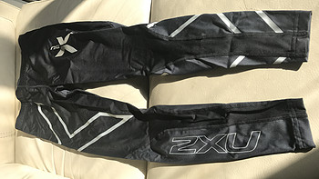 装备党囤货：2XU Elite Compression Tights 压缩裤 开箱