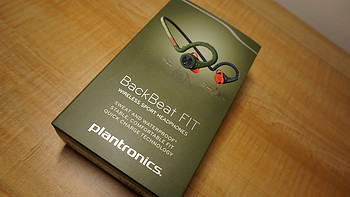 Plantronics 缤特力 BackBeat FIT 第二代运动蓝牙耳机使用评测